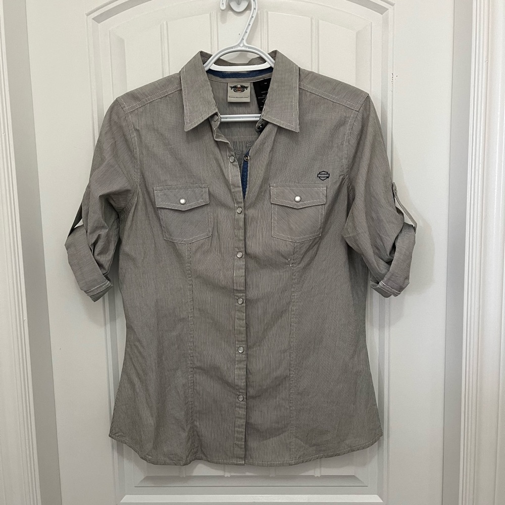 Harley Davidson Woman’s fitted  Button up Size Medium with free HD tank top